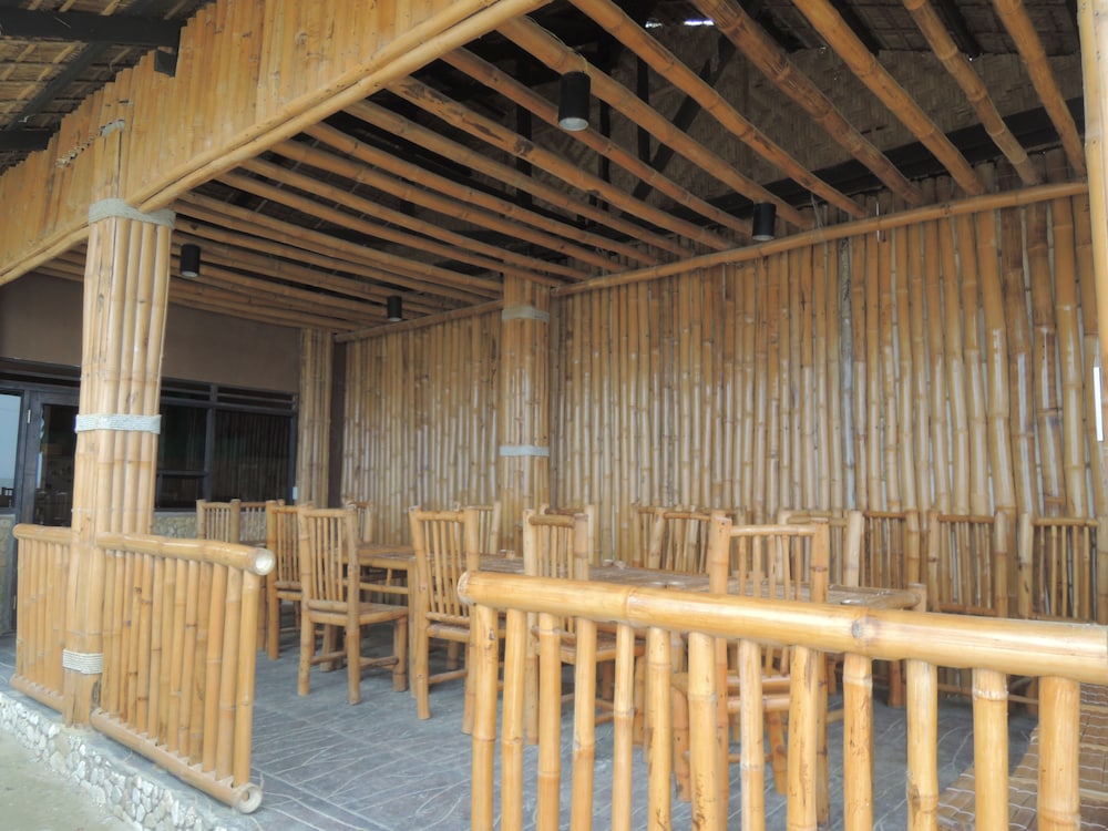24/7 Lantawan Resort