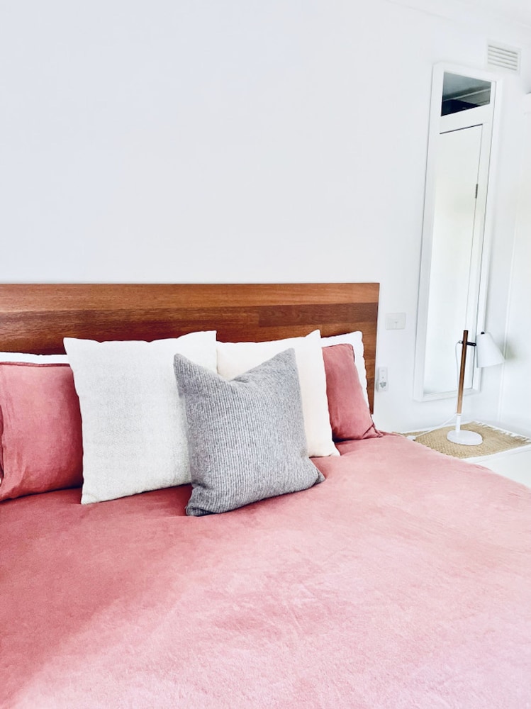 Whispering Gums Lorne Ocean Views Pet Friendly EV Charger