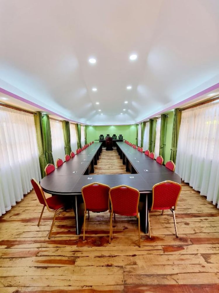 meeting & event spaces