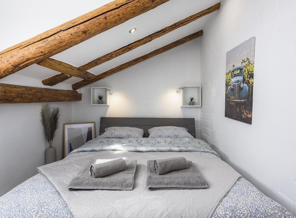 Cozy Apartment for Smaller Groups