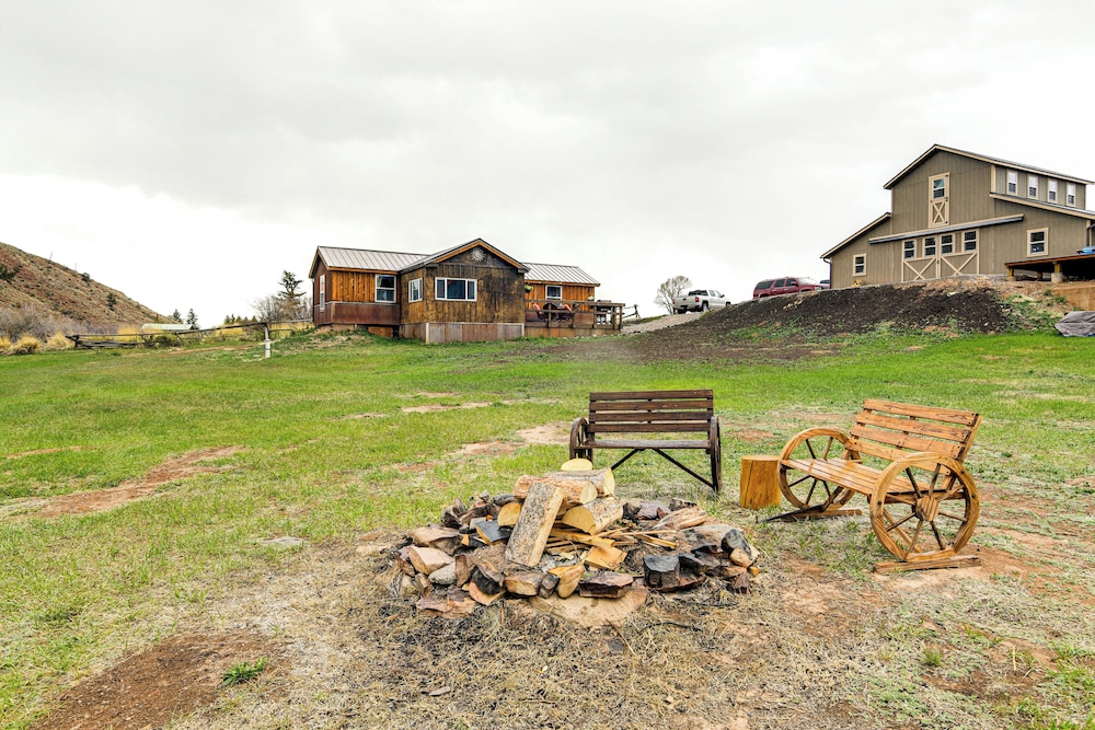 Fishing & Views: 'river Paradise' in Dubois!