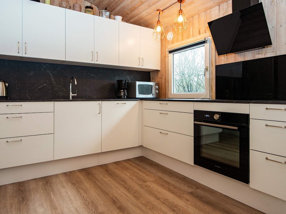 8 Person Holiday Home in Oksbol