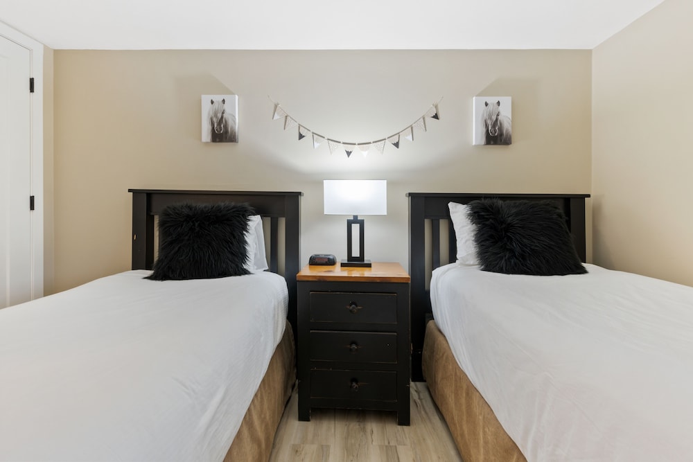 Wintergreen Condos