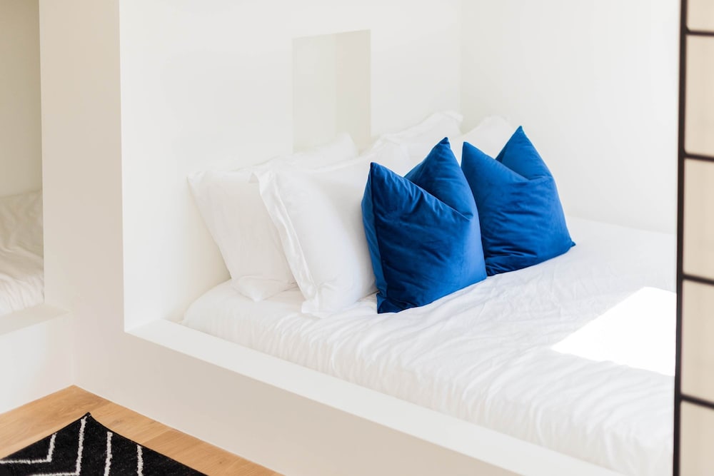 NEW 24 Guests 2 Rooftop Decks Near Downtown