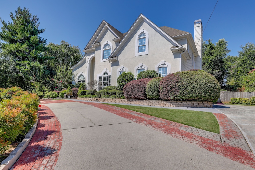 Duluth Home w/ Patio: 22 Mi to Downtown Atlanta! view 2
