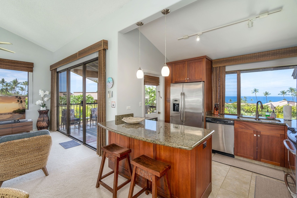 Discover Wailea Ekahi 39E - Breathtaking Ocean Views, Renovated, Wi-fi, Split AC
