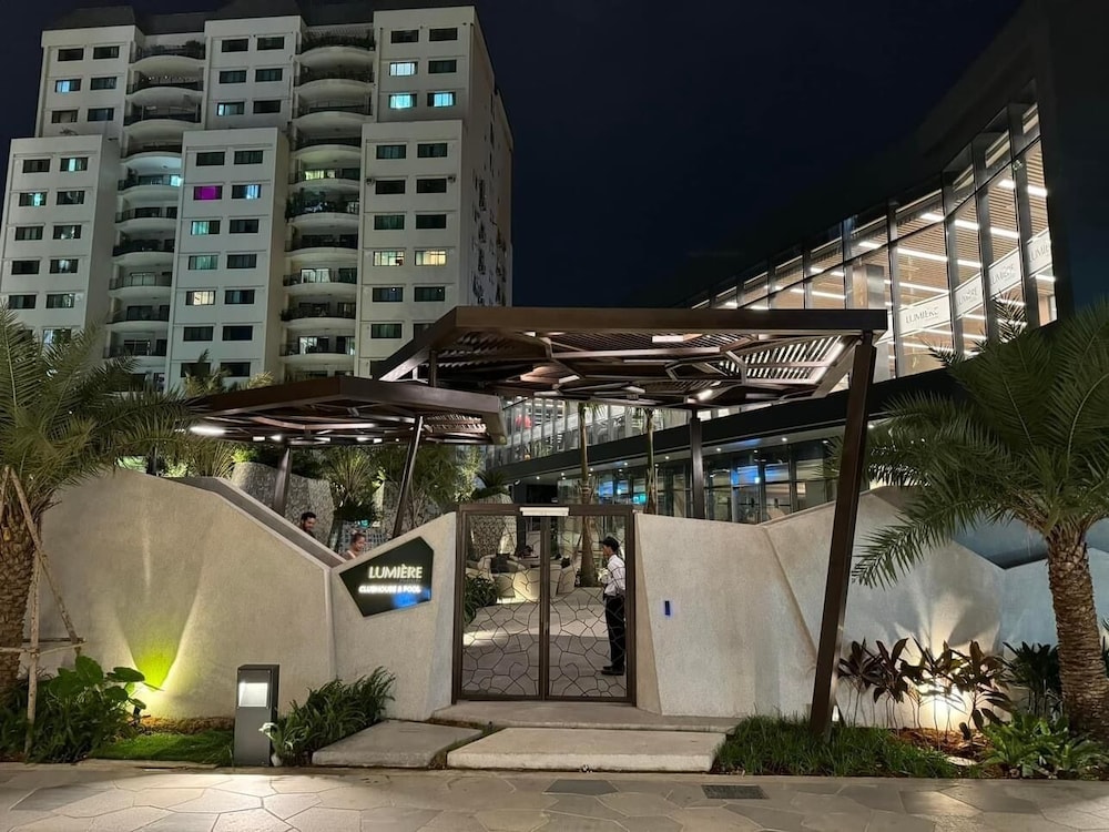 Lumiere Riverside Luxury Apartment, photo 25