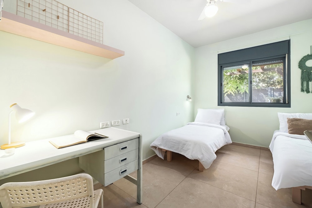 Tranquil Galilee Retreat by Sea N' Rent
