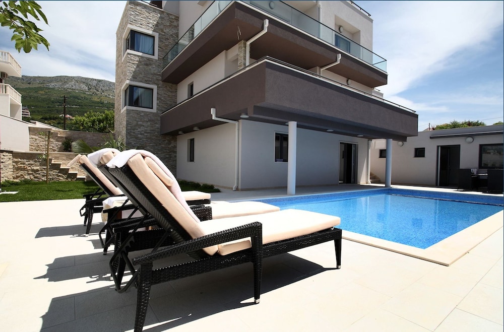 Villa Lucas