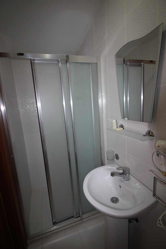 Kadikoy Otel