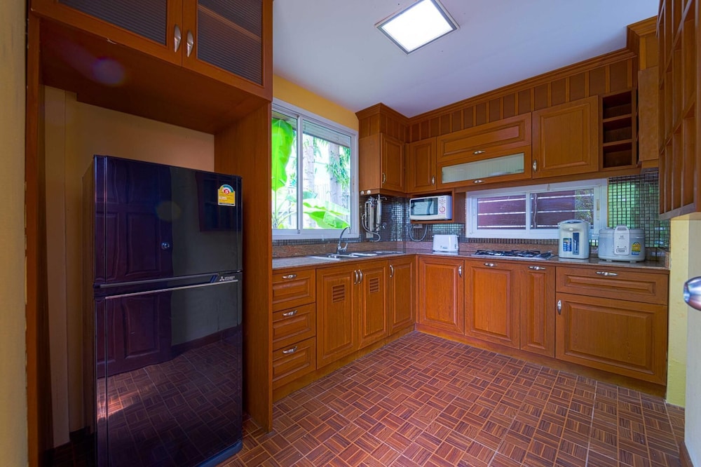 Fantastic Resort Near Town Location BS88