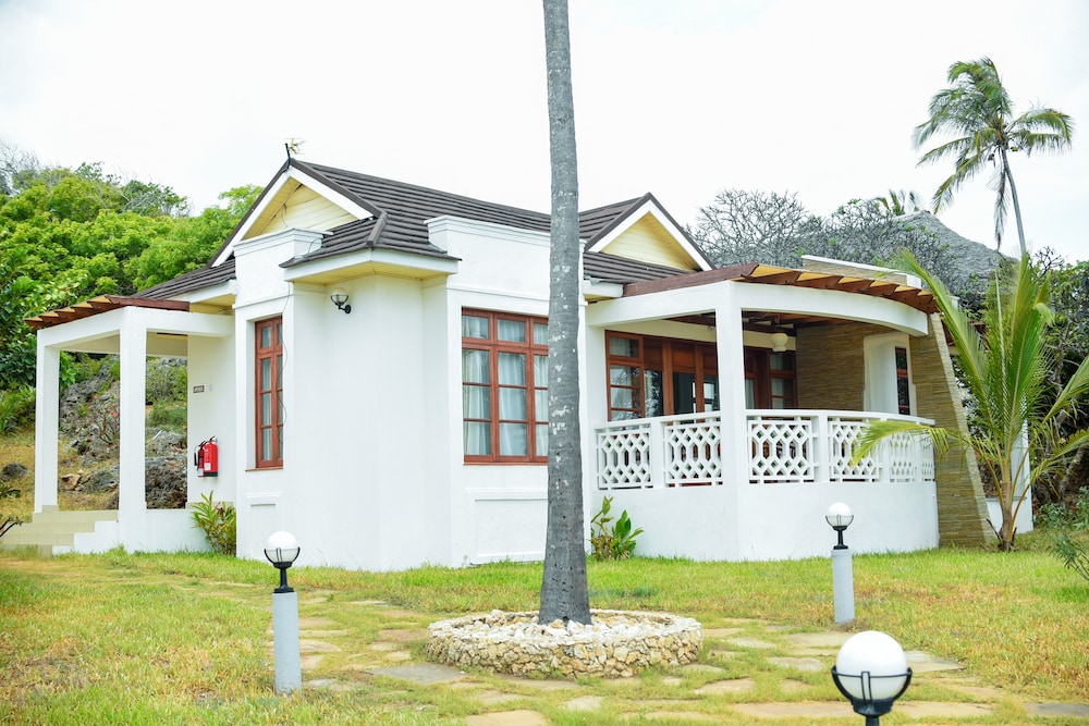 HillPark Amare Resort