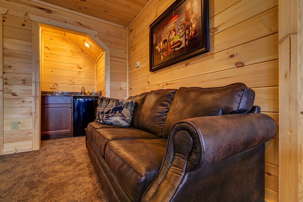 A River Runs Through It - 3 Bedrooms, 3 Baths, Sleeps 12 Cabin by RedAwning
