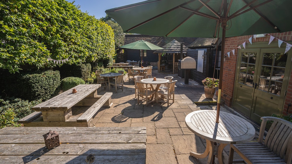 The Peat Spade Inn