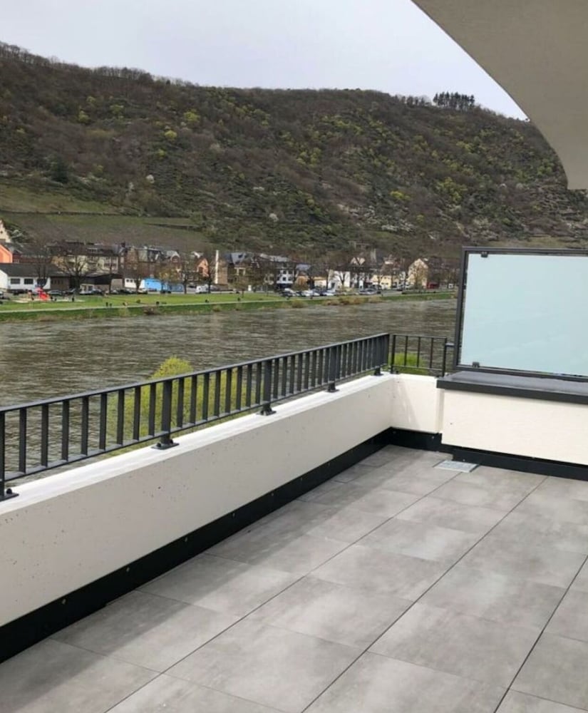 Penthouse Moselle Jewel I