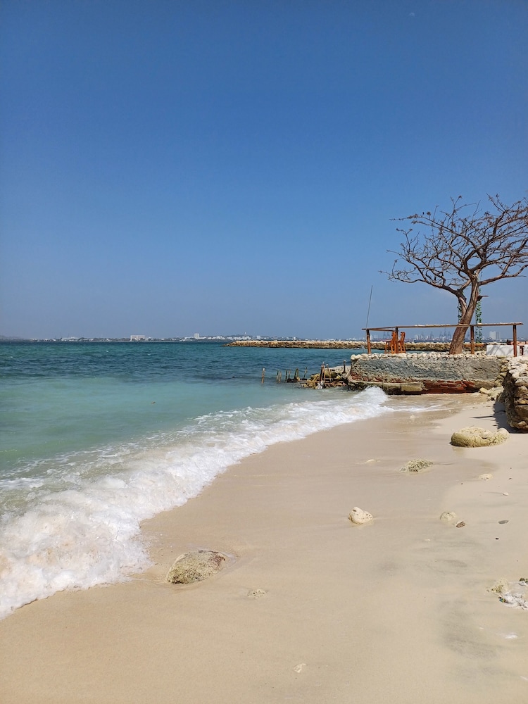 PUNTA ARENA BEACH HOSTEL