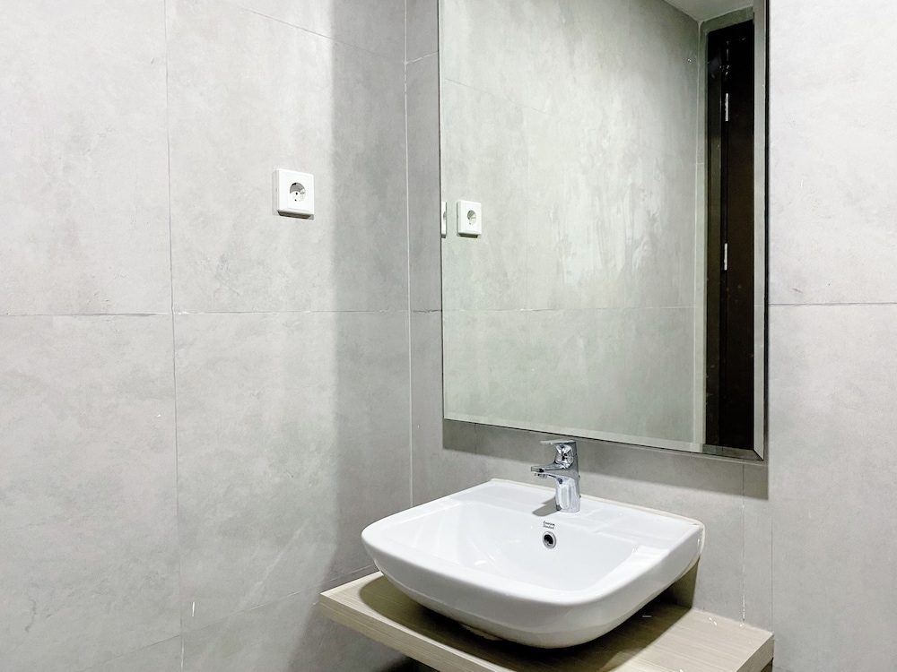 Restful Studio Room Pollux Chadstone Apartment