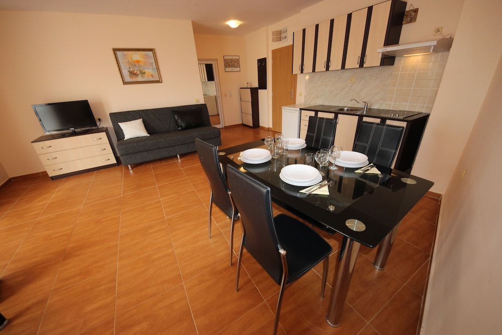 Menada Paradise Dreams Apartments