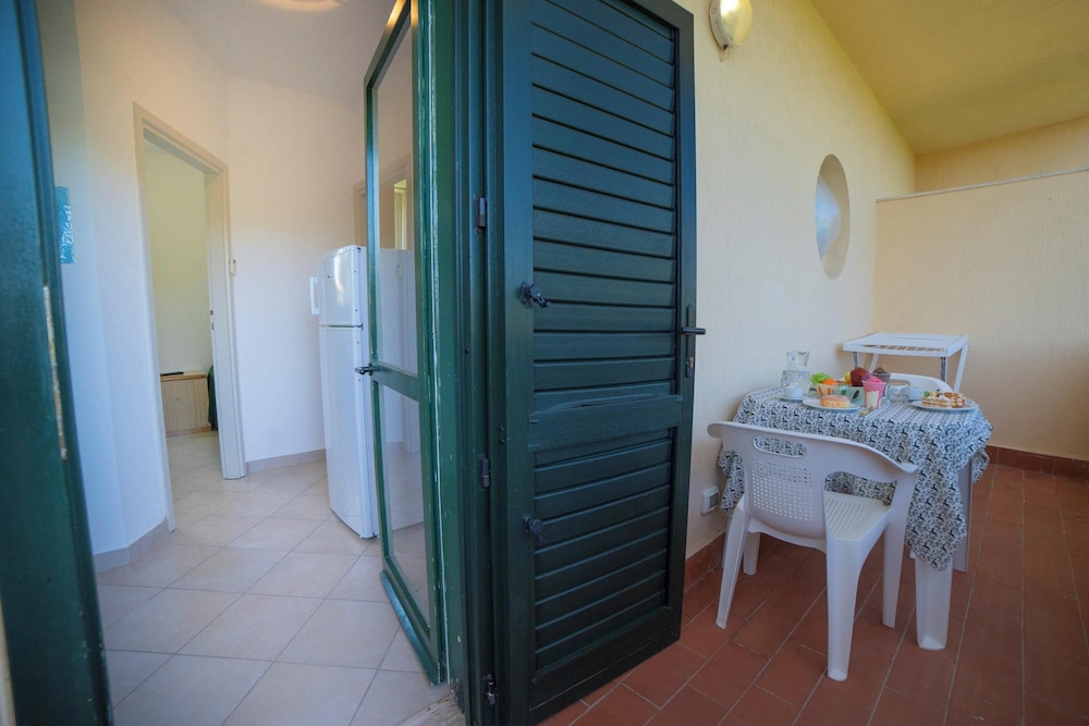 Le Onde Apartment 6 With Pool and Sea