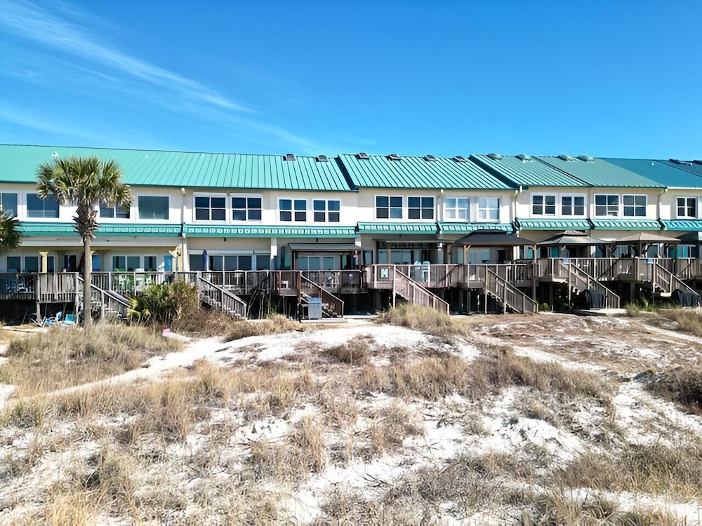 Gulfs Edge Townhome #7- Sun-kissed Memories