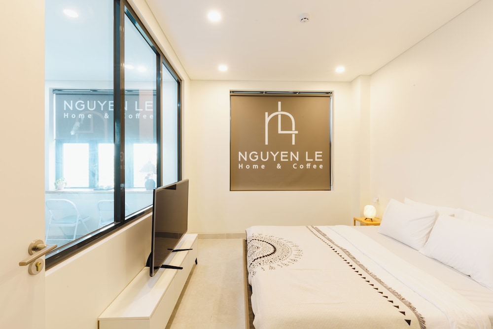 Nguyen Le Home Phan Ton