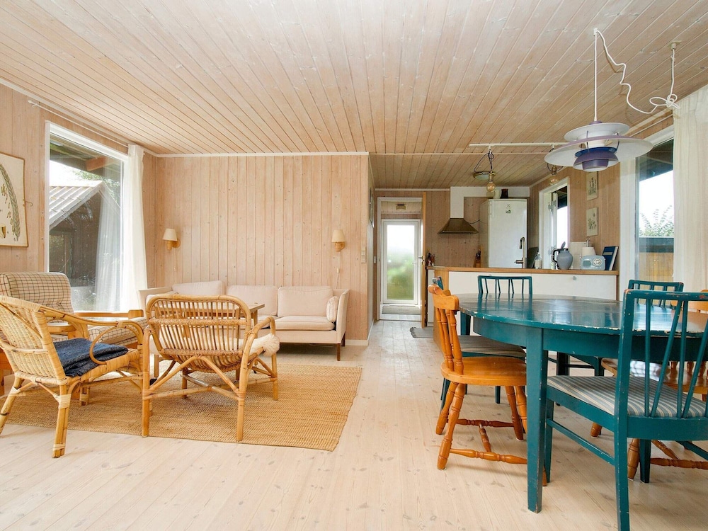 6 Person Holiday Home in Farevejle-by Traum