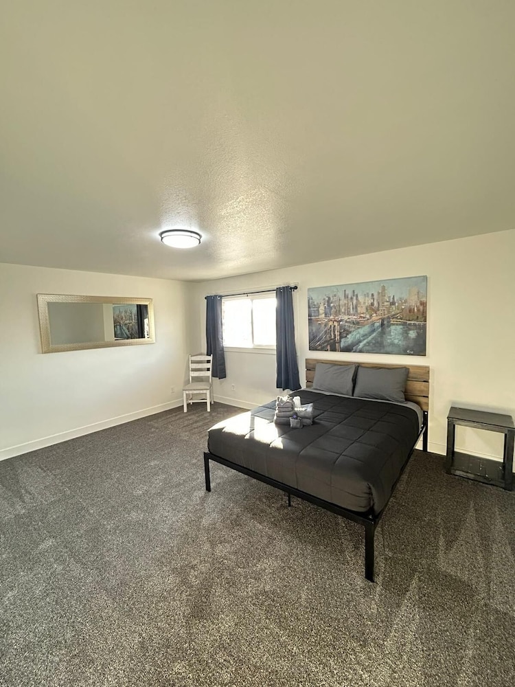 CB&M Downtown Suites