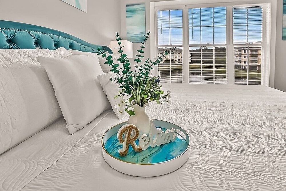 Magnolia Pointe Magnolia Lake 4820-303 2 Bedroom Condo