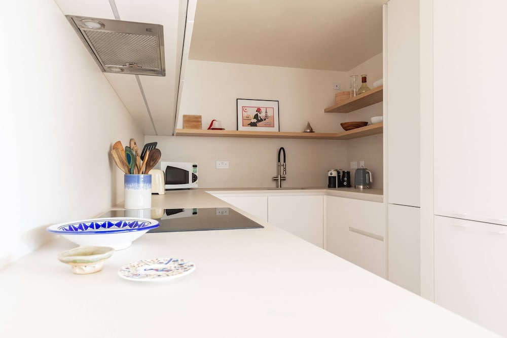 Hardwick Street III by Onefinestay