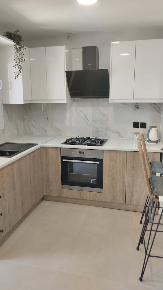 INAS 2 BEDROOM APARTMENTS