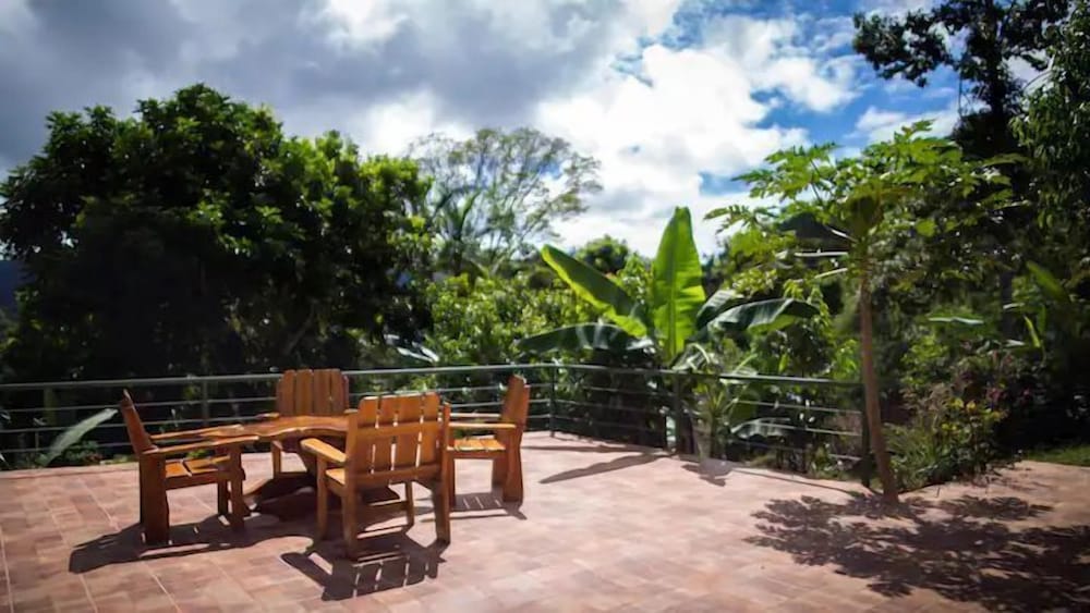 Pura Natura Lodge Arroyo