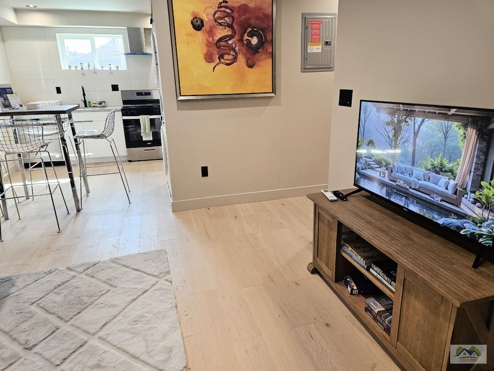 Premier Apts in Vibrant Downtown LA