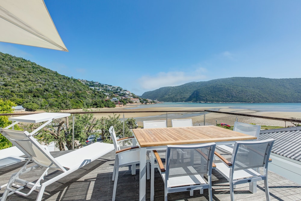 Amanzi Island Boutique Hotel