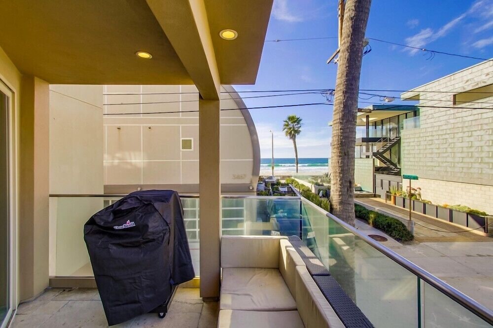 Ocean Breeze 1 & 2