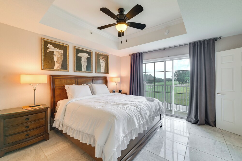 Golf Views: Kissimmee Condo on Reunion Course