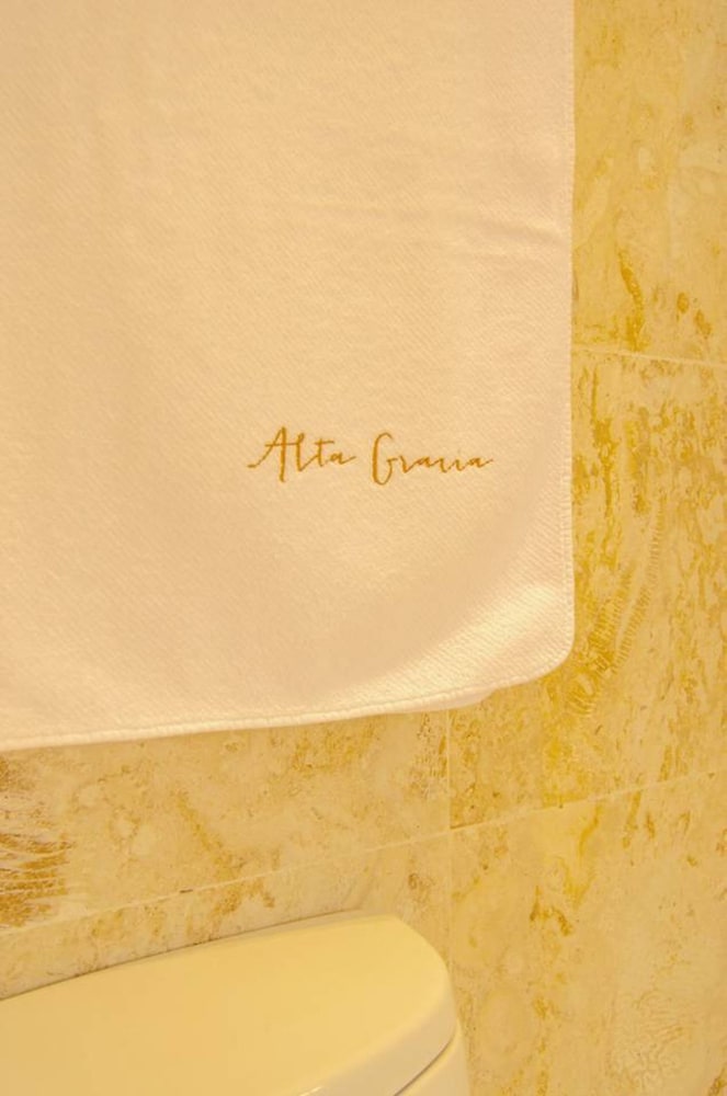 Villa Alta Gracia w Private Pool Designer Decor