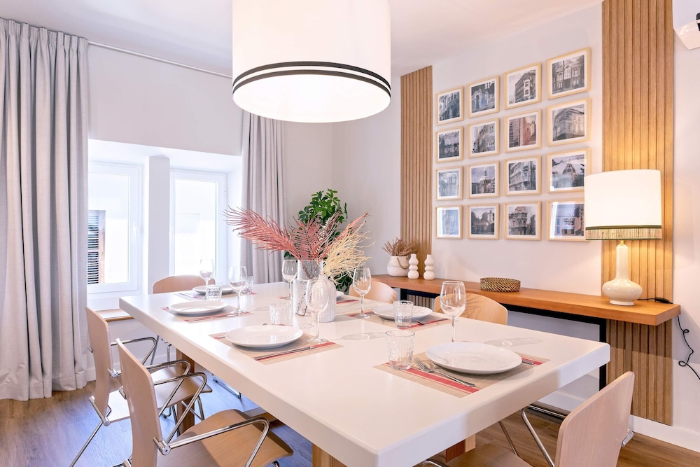 Cozy Apartament in Malaga. Larios III