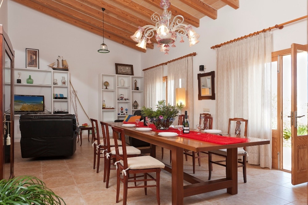 Villa in Sa Pobla With Private Pool & Beaches