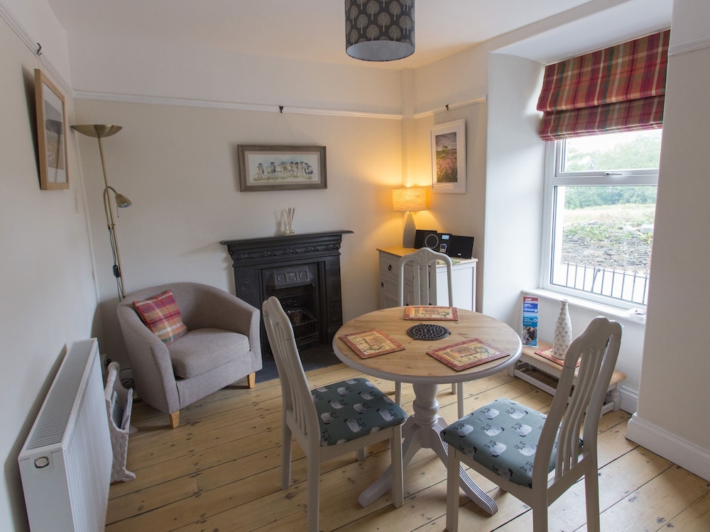 Moelwyn View Cottage view 4
