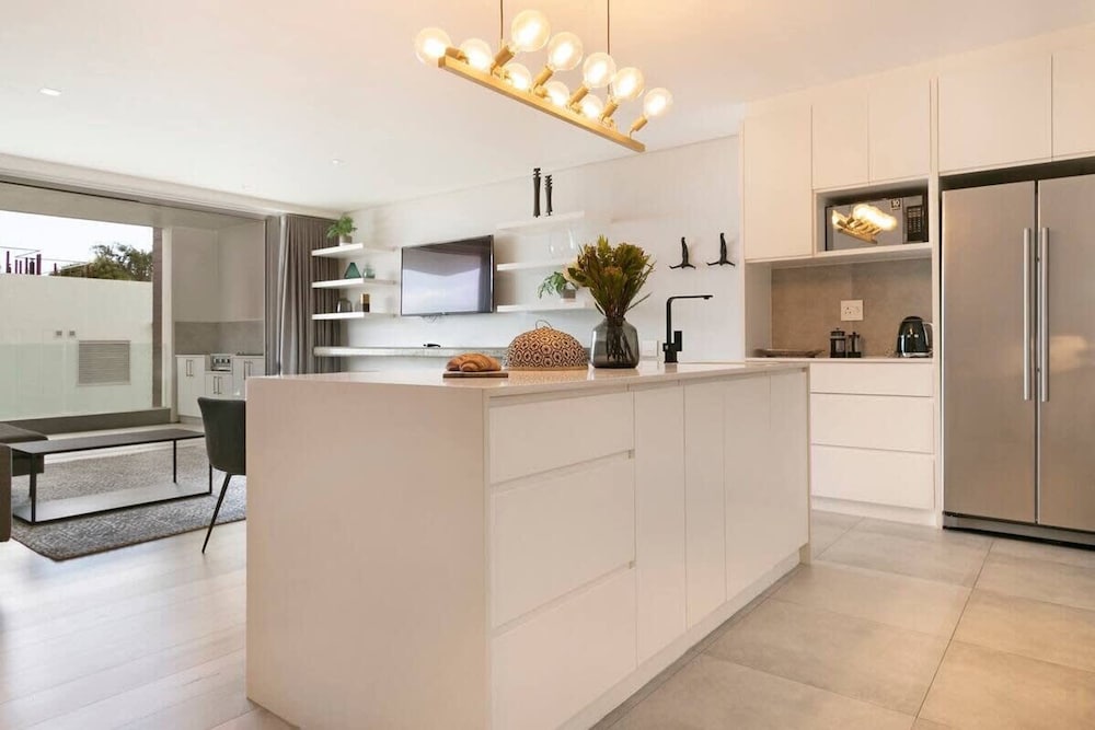 Deluxe Luxury 2 Bedroom Apartment Seapoint