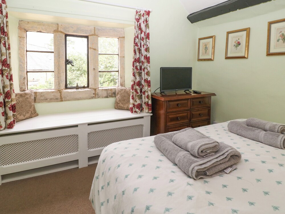 Coln Cottage
