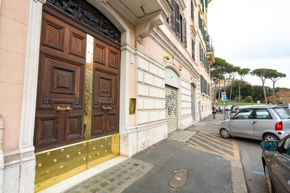 BQ House Castello Luxury Rooms