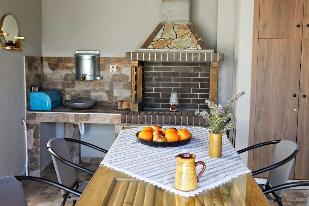 Romilia Guesthouse