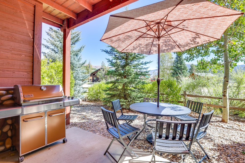 Walk to Main Street: Grand Lake Condo w/ Patio