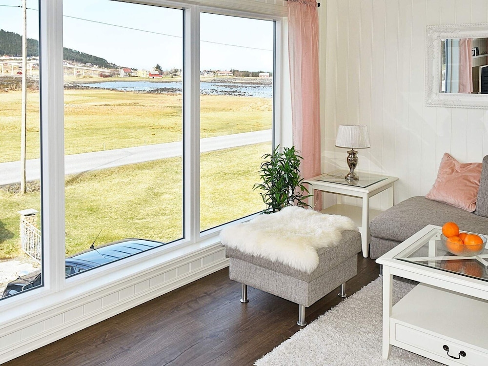 8 Person Holiday Home in Leinoy-by Traum view 3