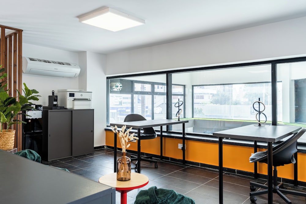 Local Host Living - Signature Apartments in Nicosia