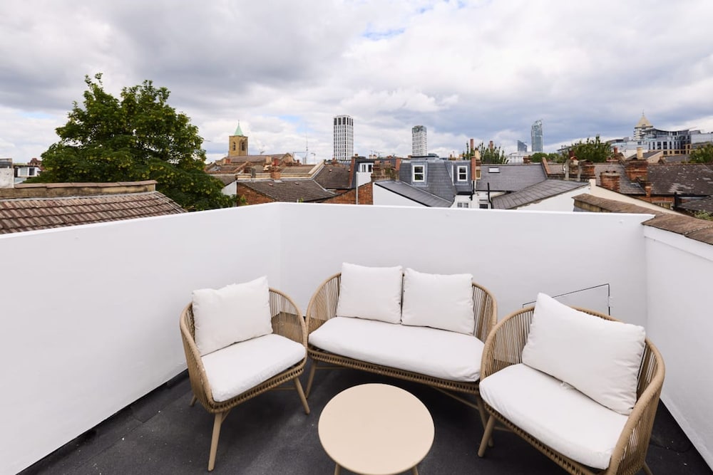 The Fulham Arms - Elegant 3bdr Flat With Terrace