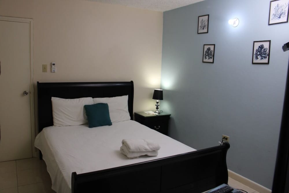 Finest Accommodation Marley Manor APT323 view 3