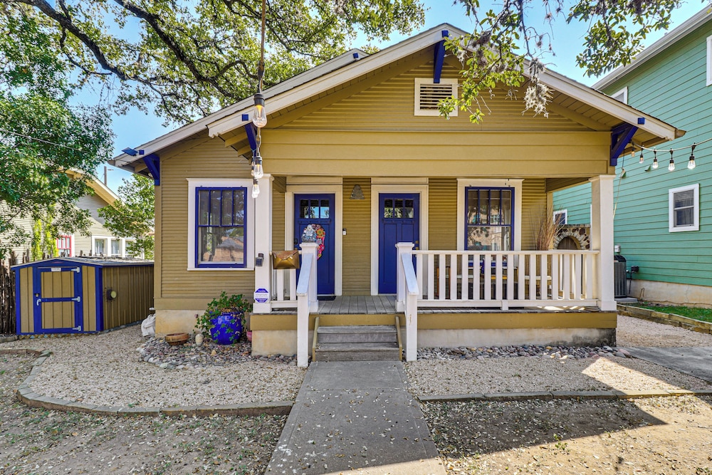 Walk to Soco: Home w/ Decks & City Views in Austin