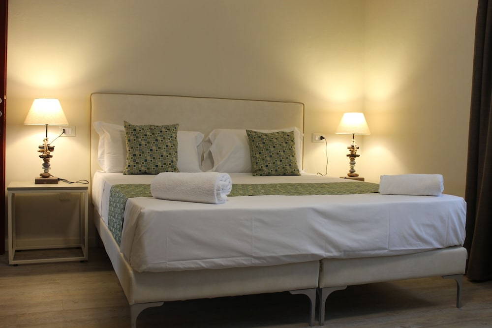 Lake Garda Beach Hostel
